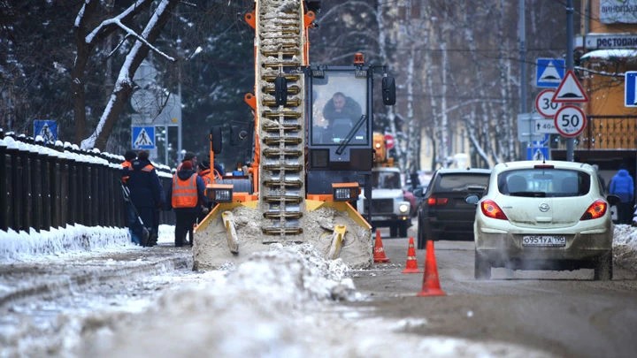 Куда жаловаться на уборку снега в Подмосковье зимой
