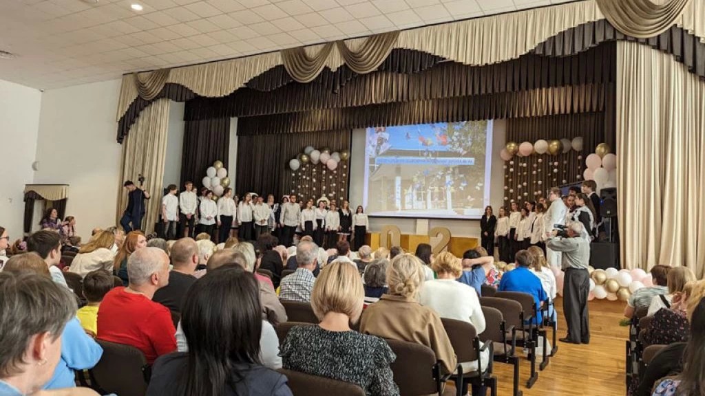 Последний звонок для выпускников 4-ой школы