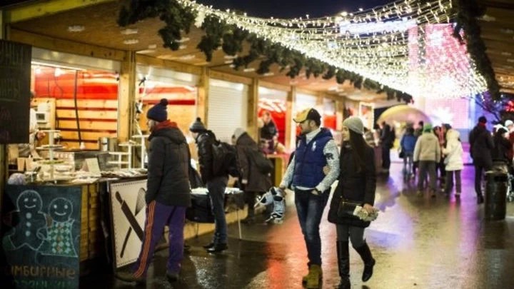 16-17 декабря на ВДНХ  будет работать новогодняя ярмарка дизайнерских подарков