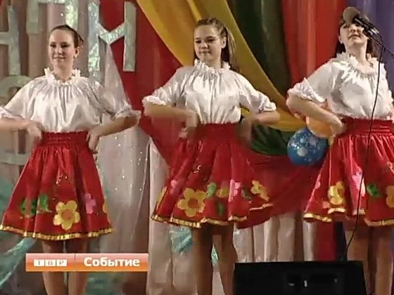 Витражи и агитбригады. Как сейчас живет ДК в деревне Муханово?