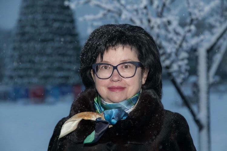 Новогоднее поздравление от Риты Тихомировой