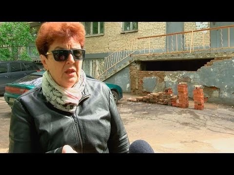 Крыльцо в доме №72 по Клементьевской отремонтируют