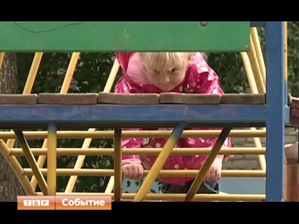 Субботник на детских площадках