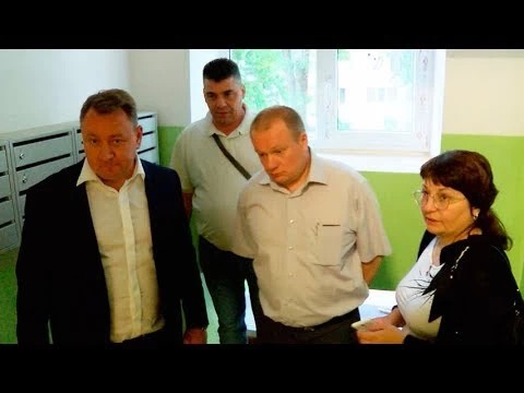 Михаил Токарев проверил выполнение программы «Мой Подъезд» в Реммаше