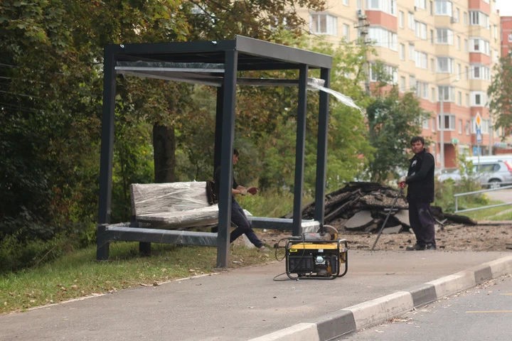 Остановки обещают доделать до конца недели
