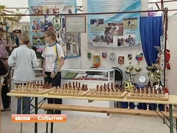 Выставка на Советской площади