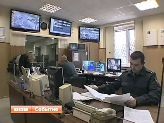 В результате массовой драки в кафе Дома ученых на Звездочке двое молодых людей получили черепно-мозговые травмы