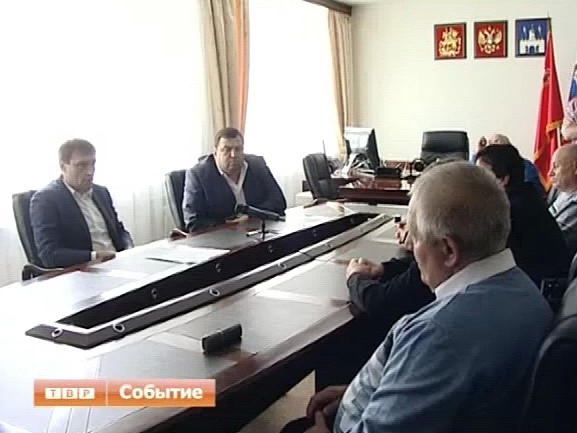 Клубная жизнь. Футбольные активисты обсудили с властями идею создания профессионального футбольного клуба
