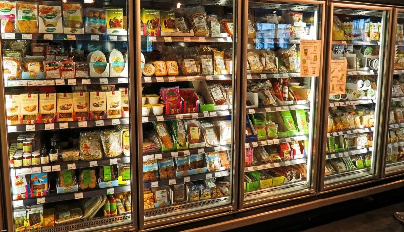 Продовольствия хватает: закупать продукты в большом количестве не имеет смысла