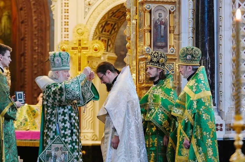 Святейший Патриарх Кирилл рукоположил в священный сан насельника Троице-Сергиевой Лавры