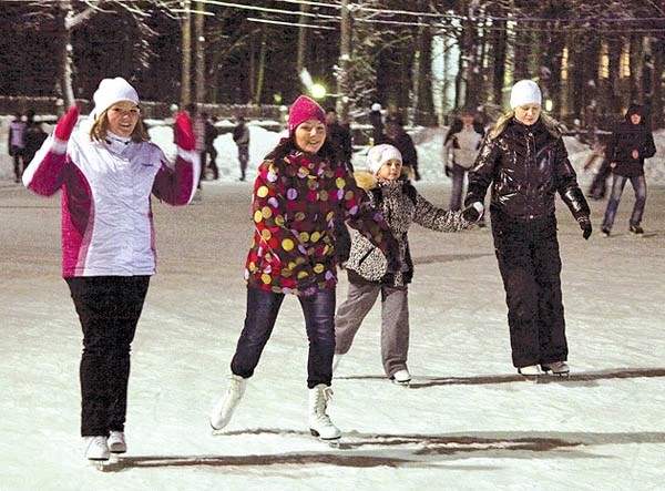Где покататься на коньках?