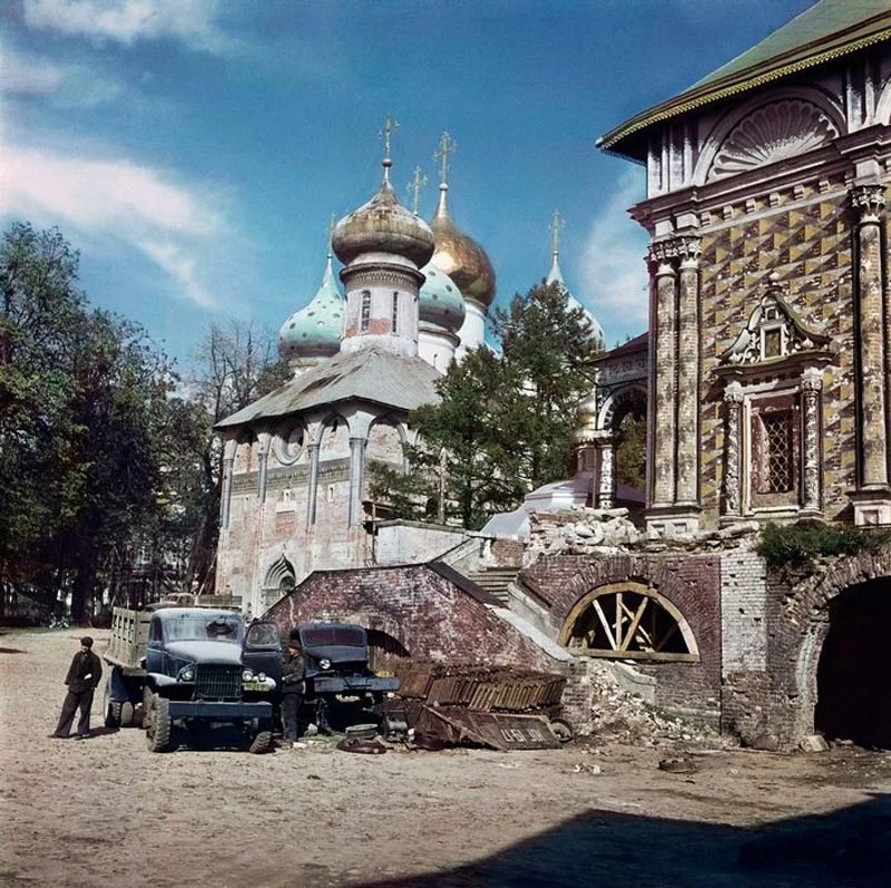 Когда Трапезная не была церковью