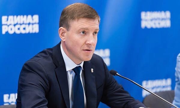 Турчак внёс в Госдуму законопроект по упрощению декларирования для работающих на непостоянной основе сельских депутатов