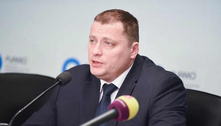 Почему плата за мусор рассчитывается с метра объяснил министр ЖКХ Подмосковья