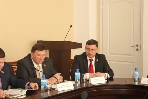 Горсовет избрал председателя