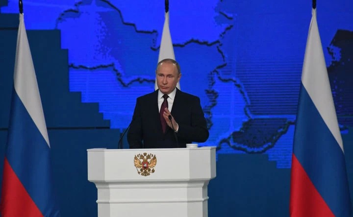 Путин обратился с ежегодным Посланием к Федеральному Собранию Российской Федерации