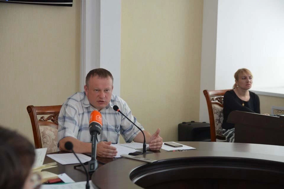 1 миллиард и 140 миллионов — долг и 16 выселенцев