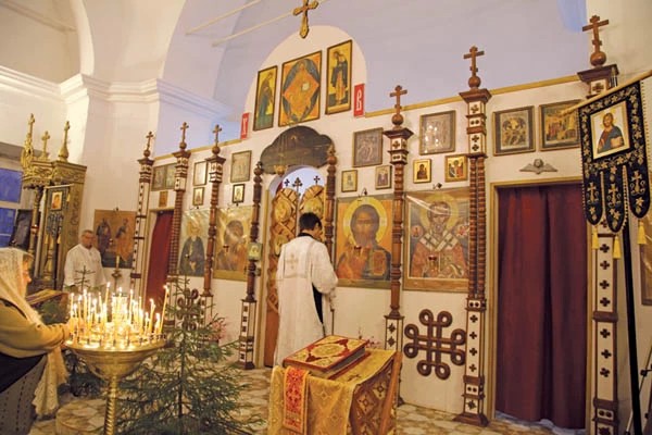 Храм поднялся с колен