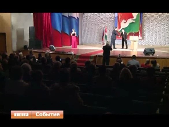 Присяга и официальные поздравления. В Краснозаводске состоялась инаугурация избранного главы города