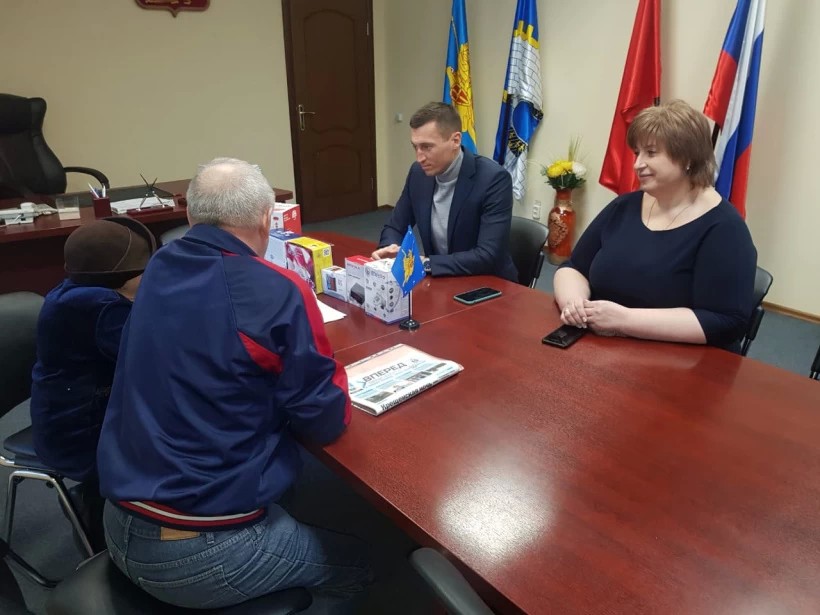 Представитель омбудсмена и депутат областного парламента провели совместный прием в Пересвете