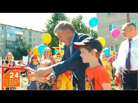 Детские площадки открыли в Пересвете и Смене