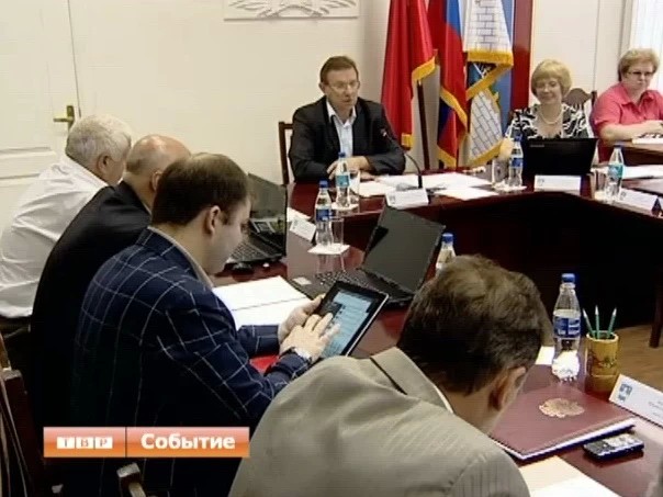 Уходя, назначили выборы