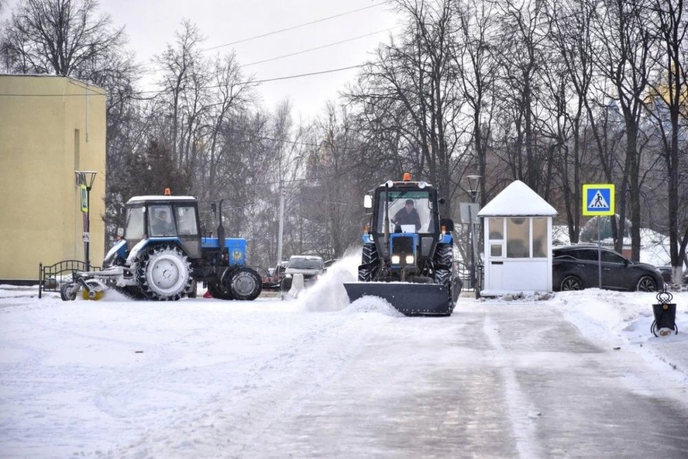 Снег убирают, но жалобы есть