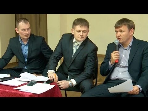 Депутаты горсовета отчитались на Клементьевке