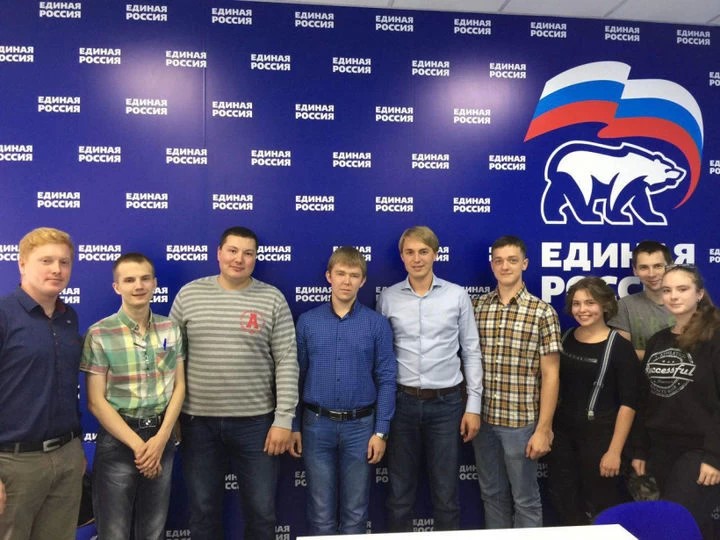 Депутат Московской областной Думы Сергей Двойных встретился с молодыми активистами