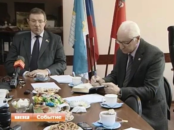 Спикер райсовета подвел итоги работы районного парламента в 2012 году