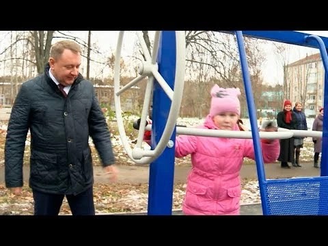 В Реммаше и Афанасове открыли губернаторские детские площадки