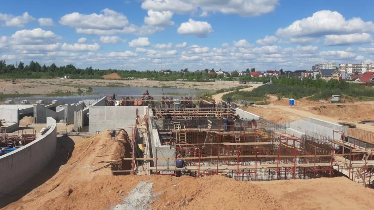 В посёлке Богородское завершается строительство первого в России канала для гребного слалома