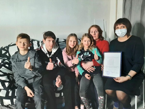 ОНФ помог многодетной семье получить сертификат на приобретение жилья