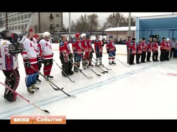 Легенды подтвердили статус. На стадионе "Темп" команда "Легенды СССР" встретилась со сборной Сергиево-Посадского района