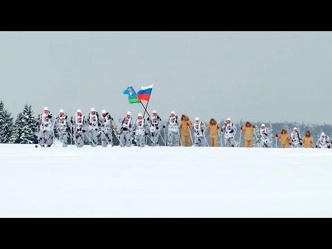 Десантники сделали остановку в Сергиевом Посаде