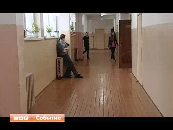 Районные школы перейдут на пятидневную учебную неделю. Глава района Сергей Пахомов поручил управлению образования разработать соответствующий проект