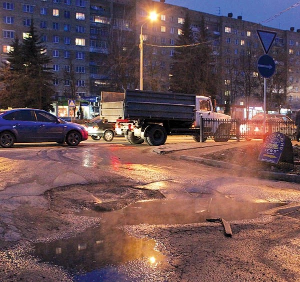 С горячим фонтаном разбираются