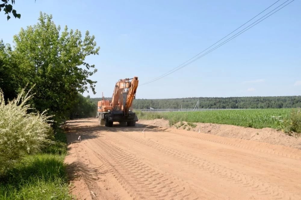 Дорогу от Западного объезда до Лазаревской церкви на Новом кладбище заасфальтируют