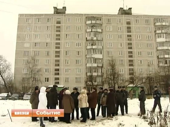 Жители одного из домов Сергиева Посада выступают против движения строительной техники мимо их дома
