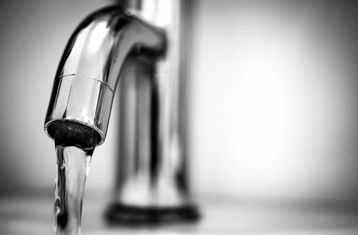 После вмешательства Госжилинспекции жителям дали горячую воду и сделали перерасчет