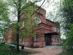 Экс-директор призвал остановить слияние Музея игрушки с ВШНИ
