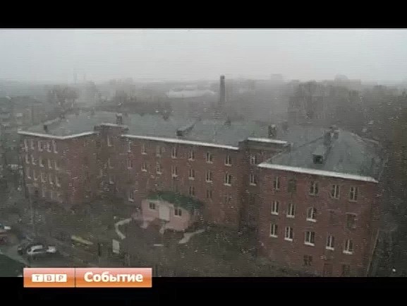 В Подмосковье сегодня можно было наблюдать довольно редкое для середины весны явление - обильный снегопад