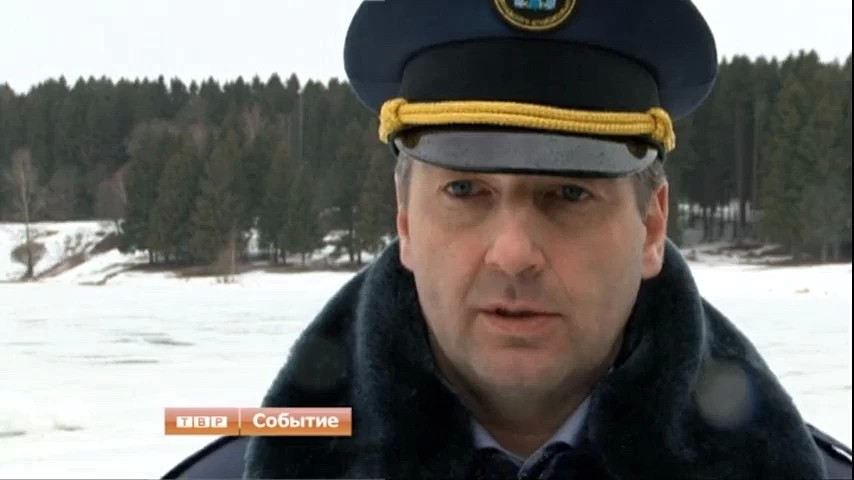 Не упасть под лёд