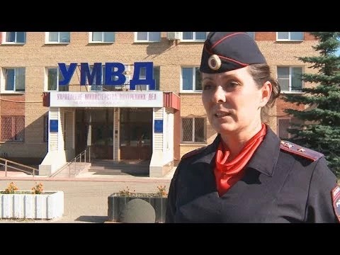 Не разрешайте детям пересекать дорогу в наушниках!
