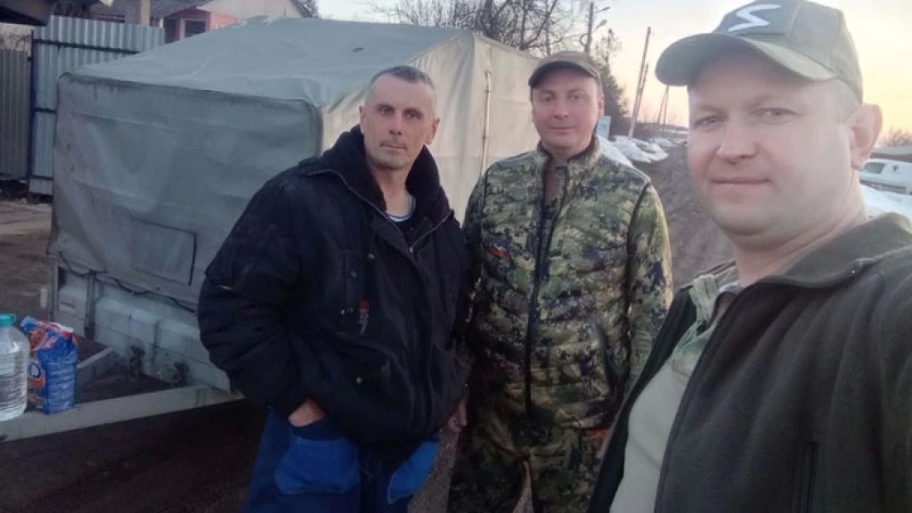 Денис Ахромкин и Сергей Карнаухов отправились в очередную гуманитарную поездку