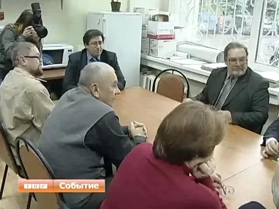 Избирательная комиссия регистрирует кандидатов на выборы в областной парламент