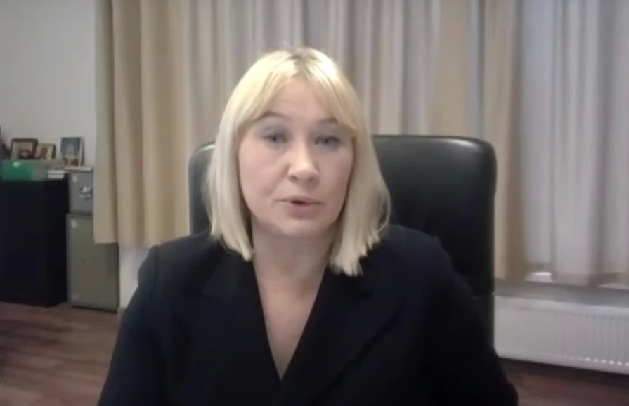 На вопросы жителей в прямом эфире ответила министр социального развития Подмосковья Ирина Фаевская