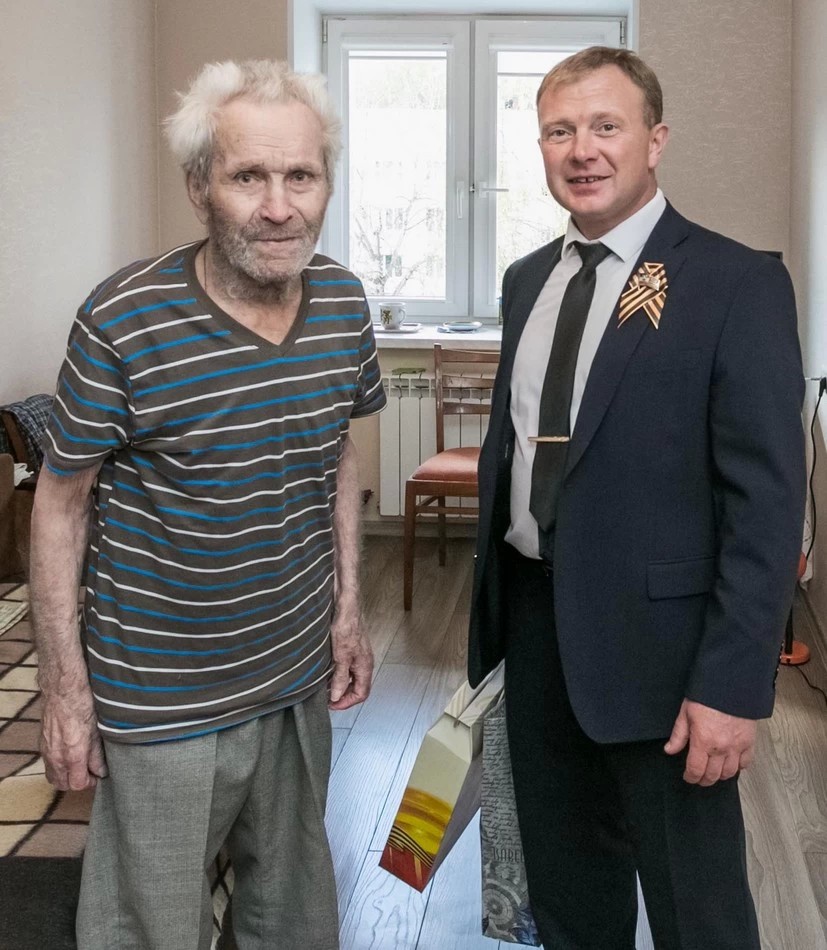 Поздравили ветеранов