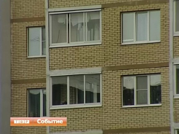 Москитная сетка привела к трагедии. Выпав из окна, погибла восьмилетняя девочка