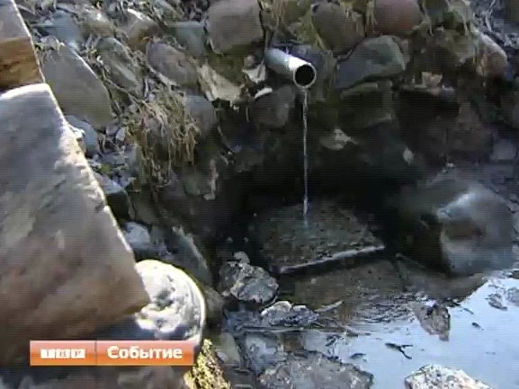 В двух популярных Сергиево-Посадских родниках пить воду запрещено